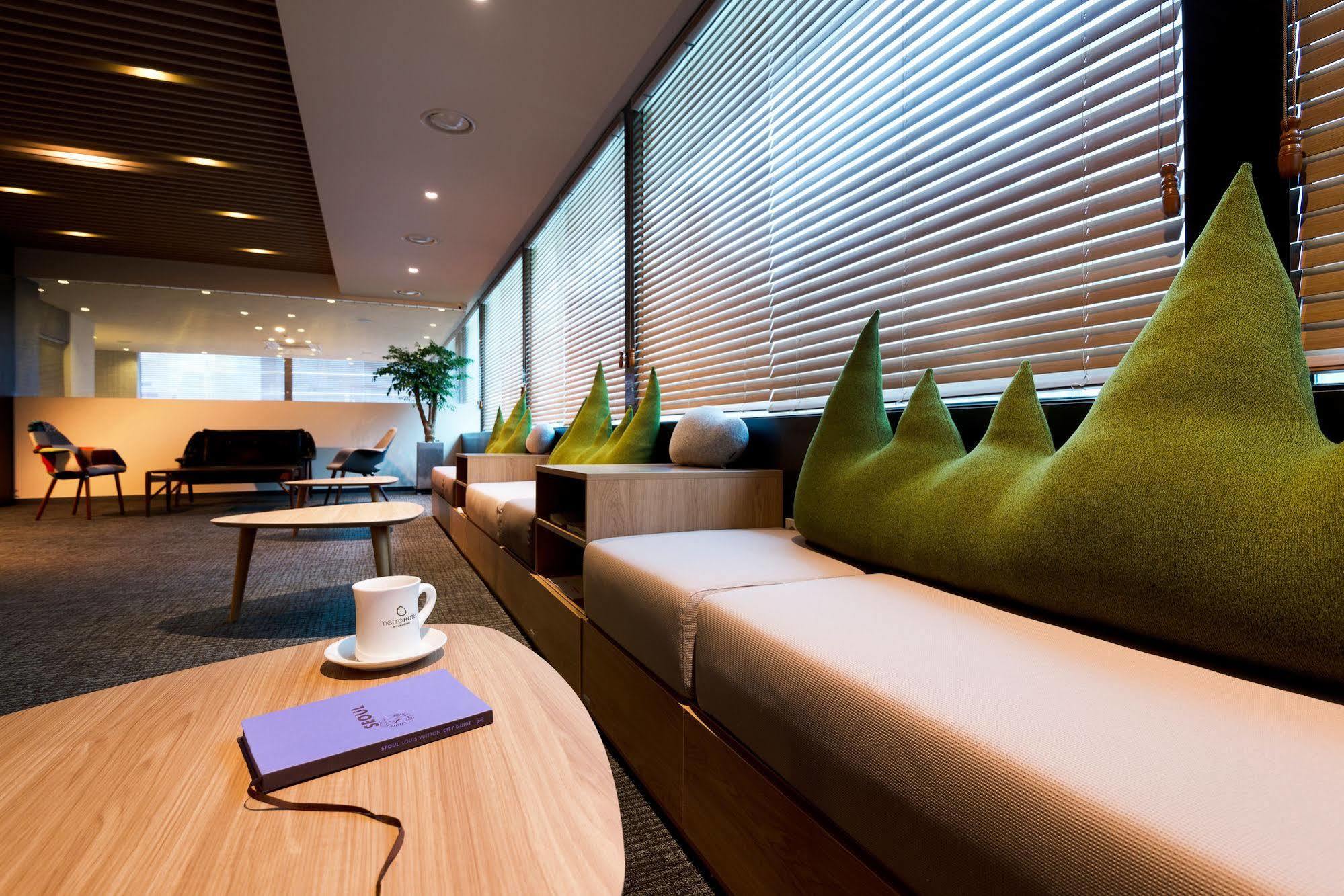 Metro Hotel Myeongdong Seoul Ngoại thất bức ảnh